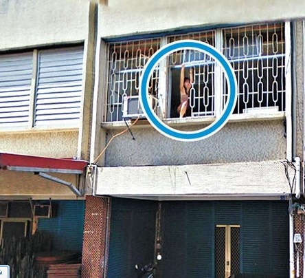 Naked Taiwanese Woman Captured By Google'S Cameras 