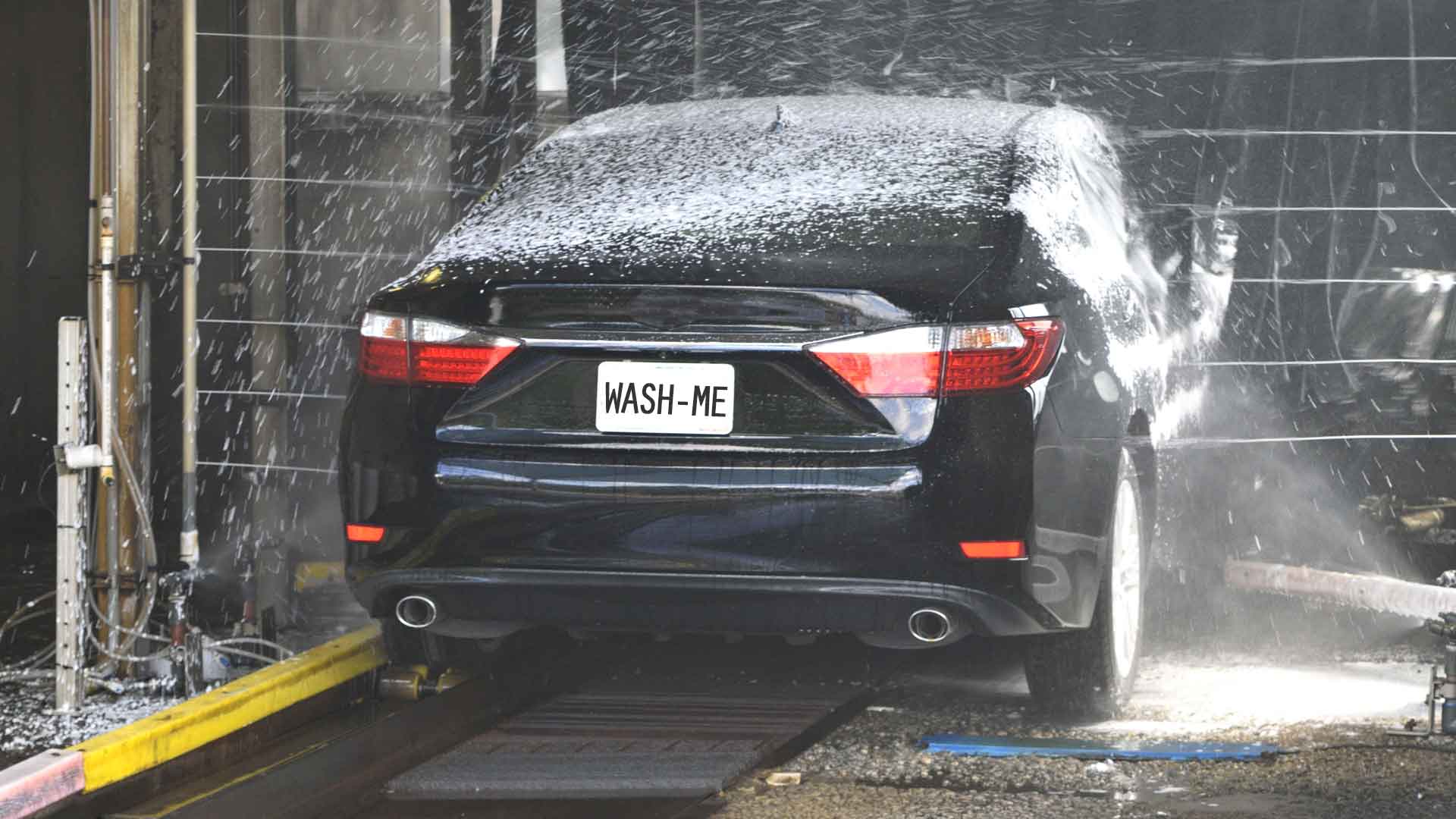 Water Cannon Let's You Help Clean Your Car at The Car Wash