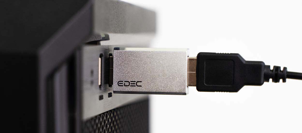 The 6 Best USB Data Blockers To Prevent Hackers From Juice Jacking Your ...