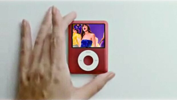 Still Image Of Feist'S 1234 Song Featured In Apple Ipod Nano Commercial