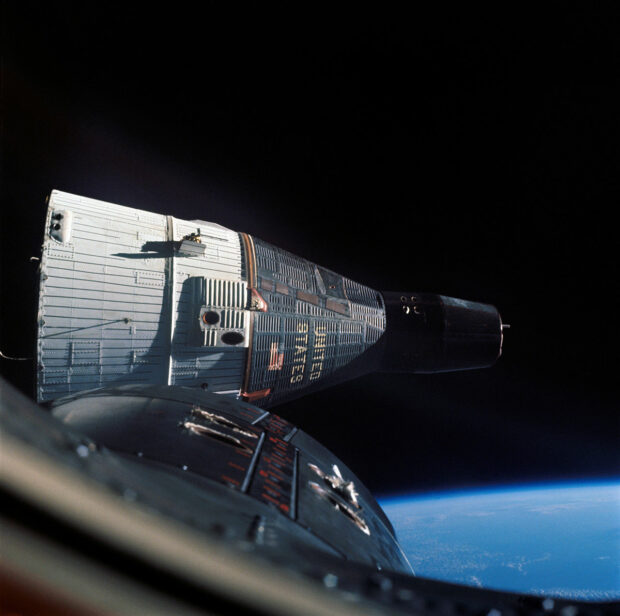What Was The First Song Played In Space? Do You Know? - Gemini7 Orbit From Gemini6 1