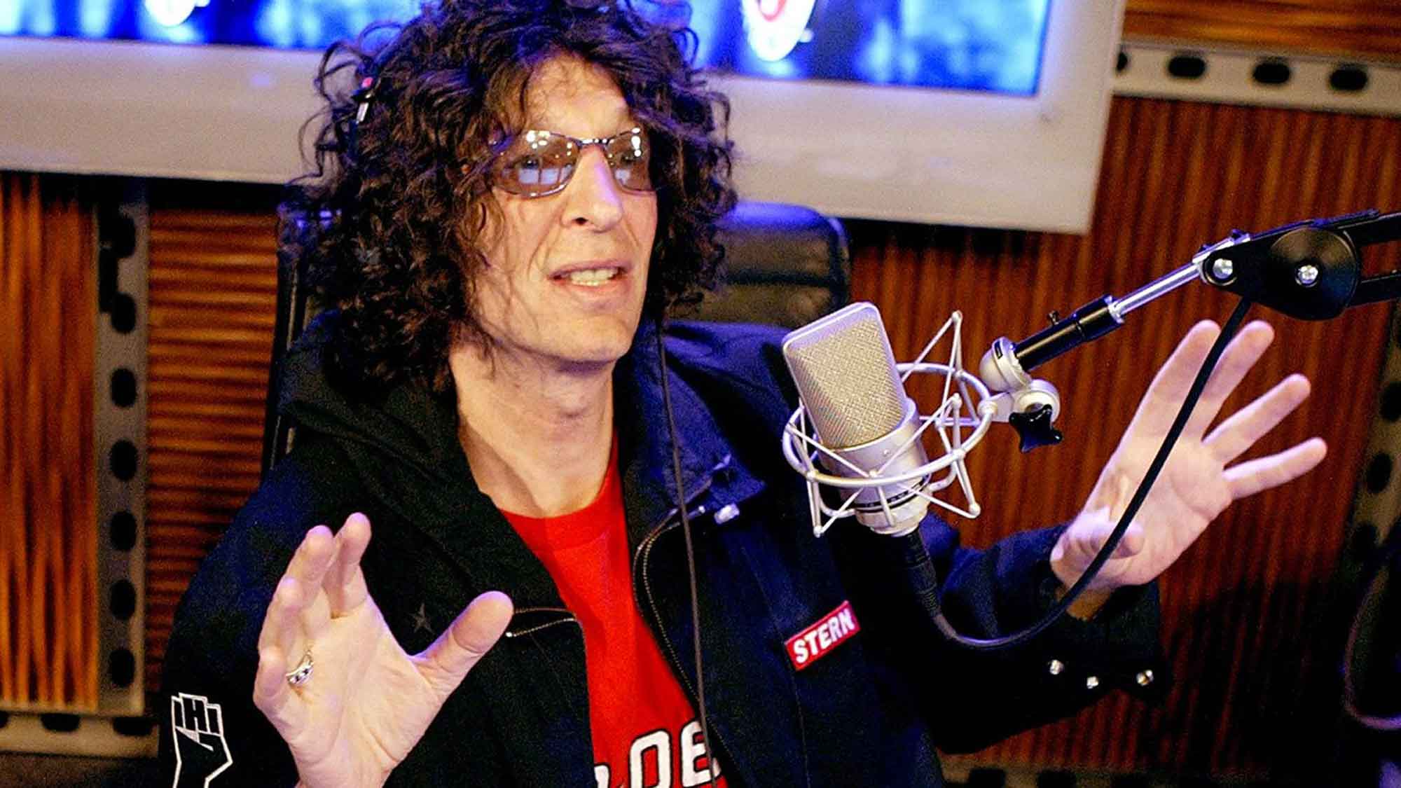 Howard Stern Fans Get A Rude Awaking With David Lee Roth