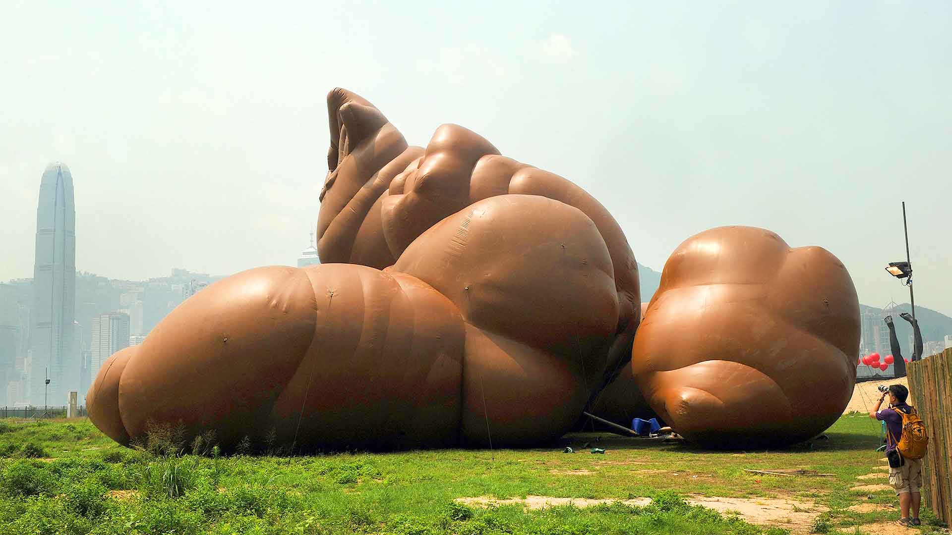 Paul McCarthy's Inflatable Poop Installation Makes A Mess In Switzerland