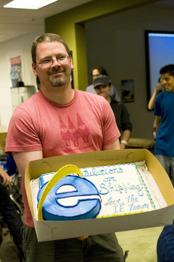 Internet Explorer Cake