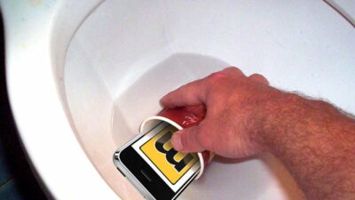 iphone toilet cup