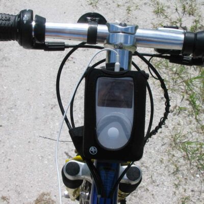 Police warning for Cyclist iPod users
