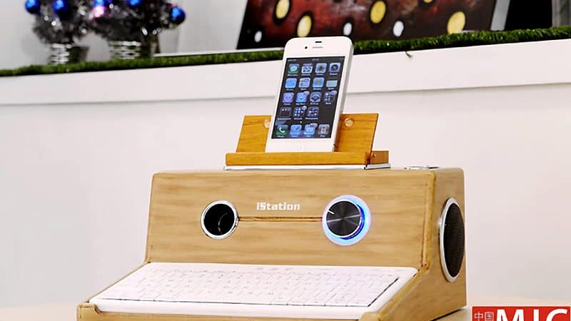 MIC iStation Dock for iPad & iPhone