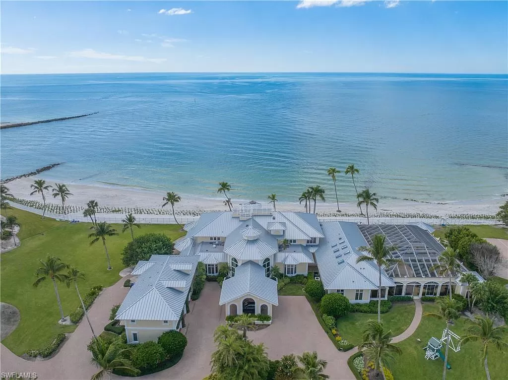 An Aerial View Of The Most Expensive Mansion On The Beach In The Us.
