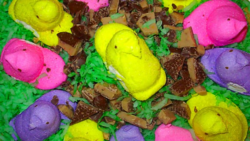 Absurd pie made out of Peeps