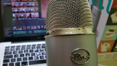 podcasting using a microphone