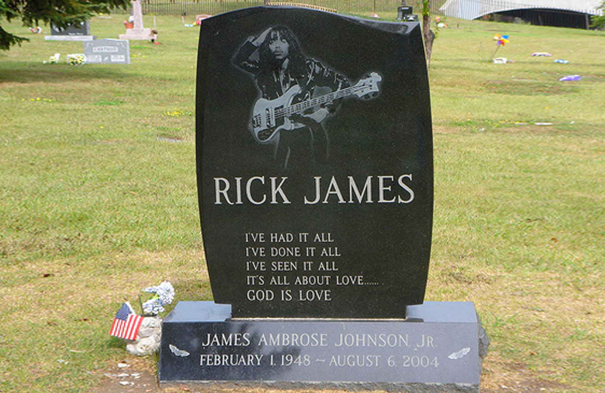 RIP Rick James - Flamboyant Singer Dead At 56 From Natural Causes (2004)