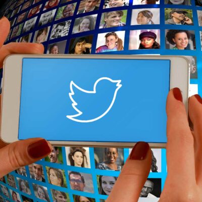 Smartphone Using Twitter Social Media