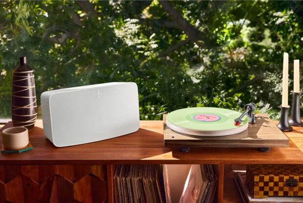 Sonos Five Speaker And Pro-Ject T1 Turntable