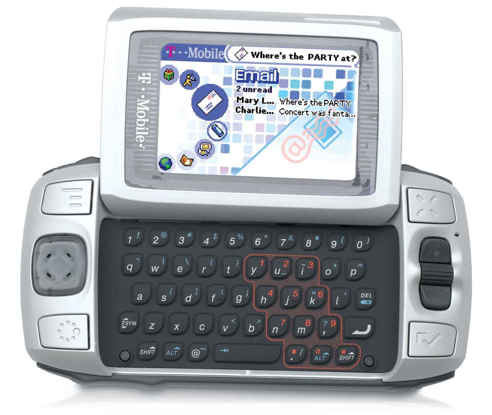 Amazon Is Now Selling The T-Mobile Sidekick II for Only $25 (2004)