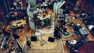 U2'S Recording Studio