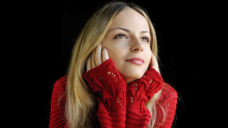 Woman Daydreaming: Woman Fashion Winter Portrait Young Girl Model